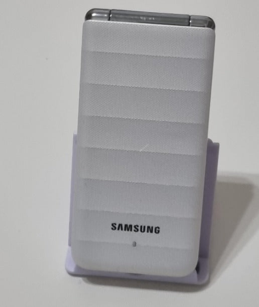 Samsung Galaxy Folder SM-G150 3G Touch Screen Smart Phone Factory Unlocked (White)