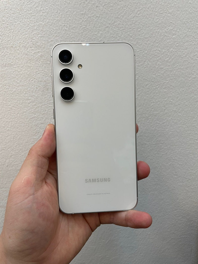SAMSUNG Galaxy S23 SM-S911N  (256GB)