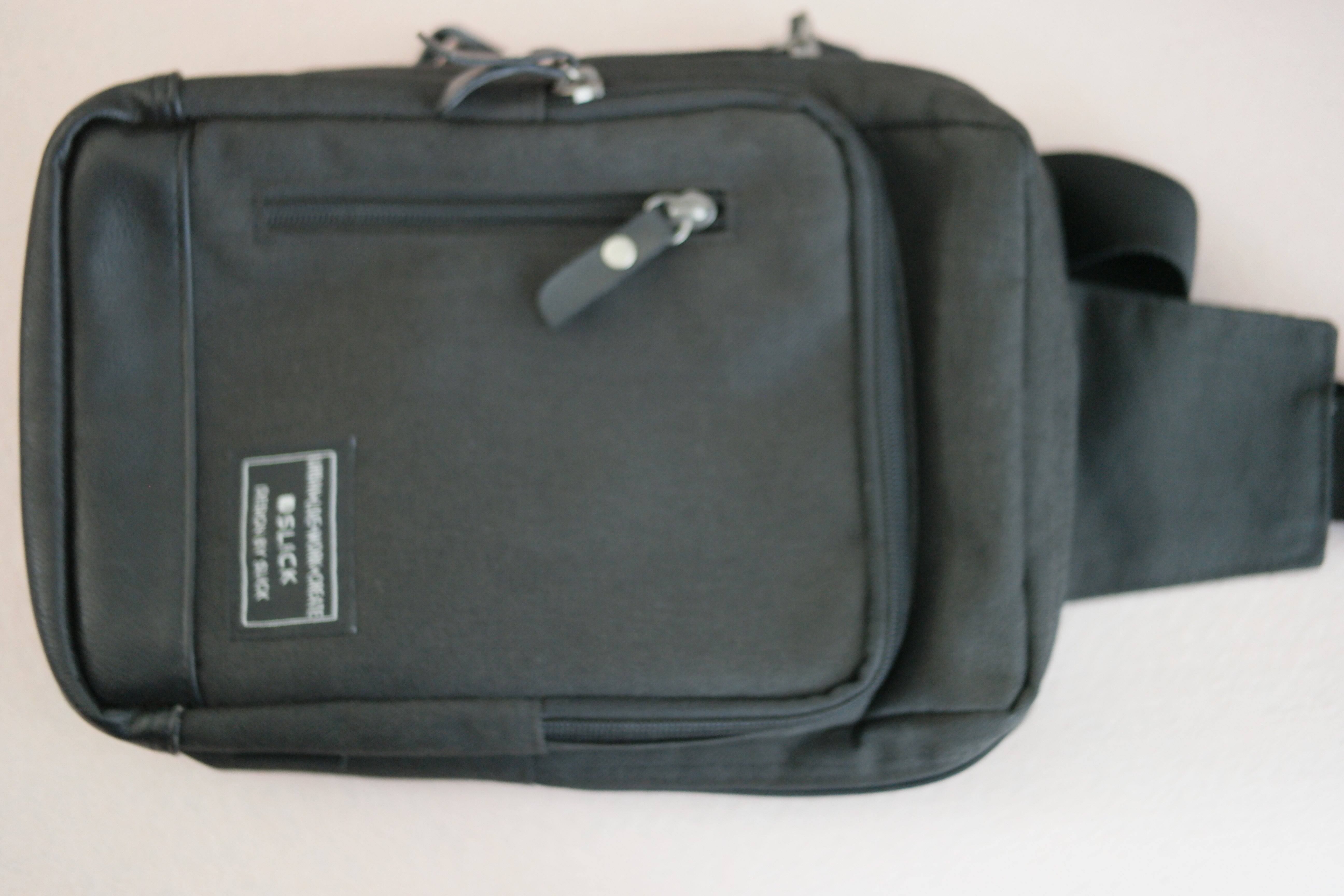Slick Digital mirrorless camera bag