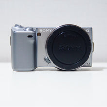 Sony Alpha NEX-5/W 14.2MP Digital Camera - Random color (Body Only)(No battery) Used