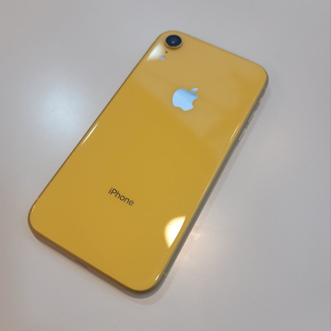 Apple A2105 Iphone XR IPhoneXR (64GB)