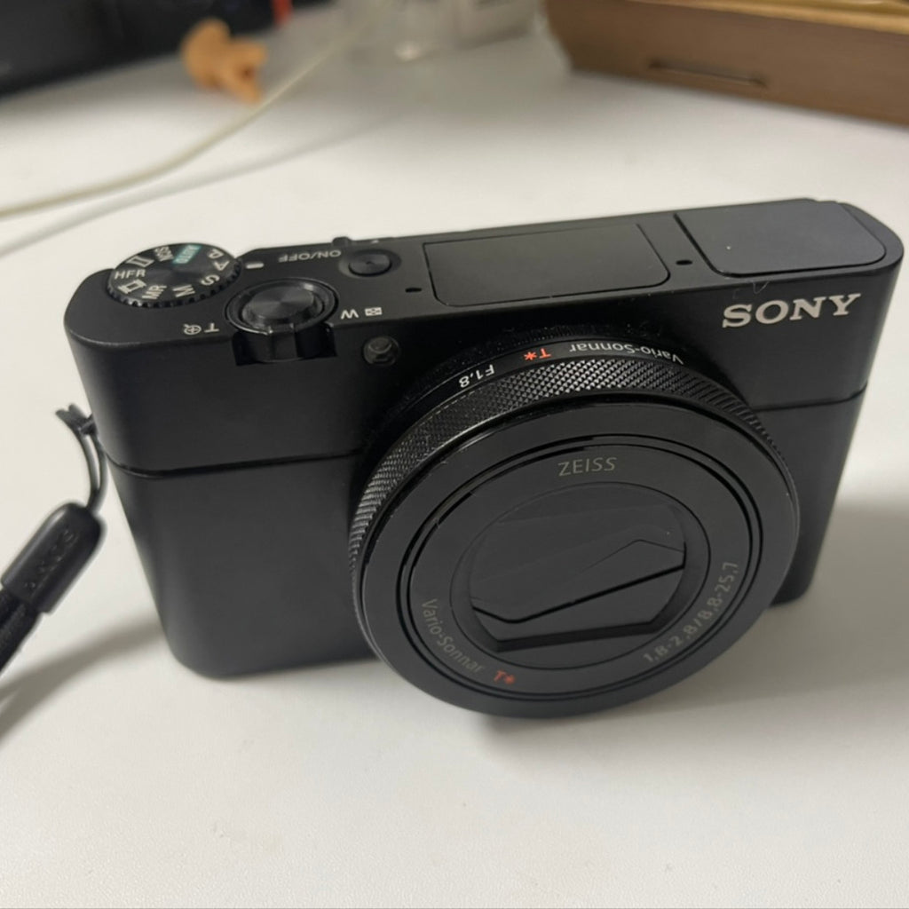 Sony RX100M5 Cyber-shot DSC-RX100 V 20.1 Megapixel Digital Camera Blac ...