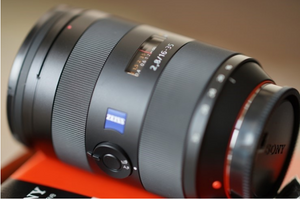 Sony 16-35mm F/2.8-22 Sony/Minolta Alpha Camera Wide-Angle Lens Zoom SAL1635Z