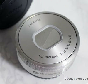 Nikon 1 10-30mm F3.5-5.6 PD-Zoom Nikkor VR Camera Lens / Black Bundle No box