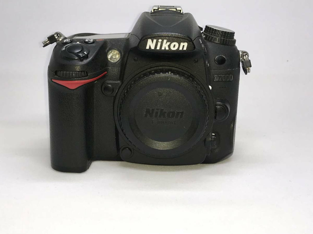 Nikon D7000 16.2 MP Digital SLR Camera AF-S 18-55mm VR2 Lens Kit Used