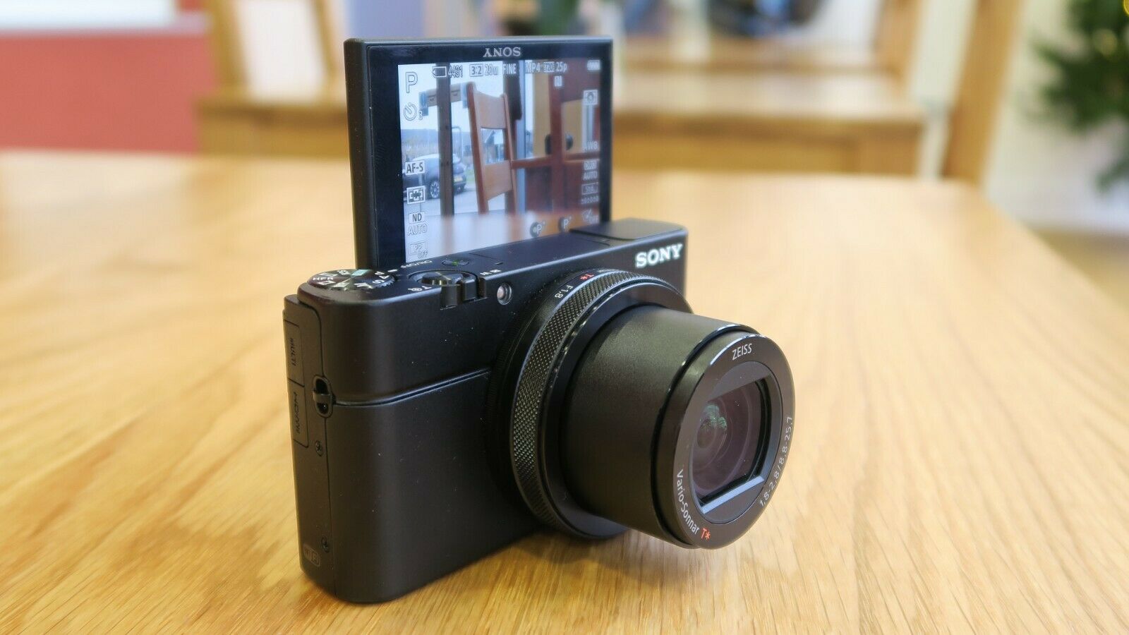SONY RX100M4 Cyber-Shot DSC RX100 IV MK4 High Performance Compact Camera